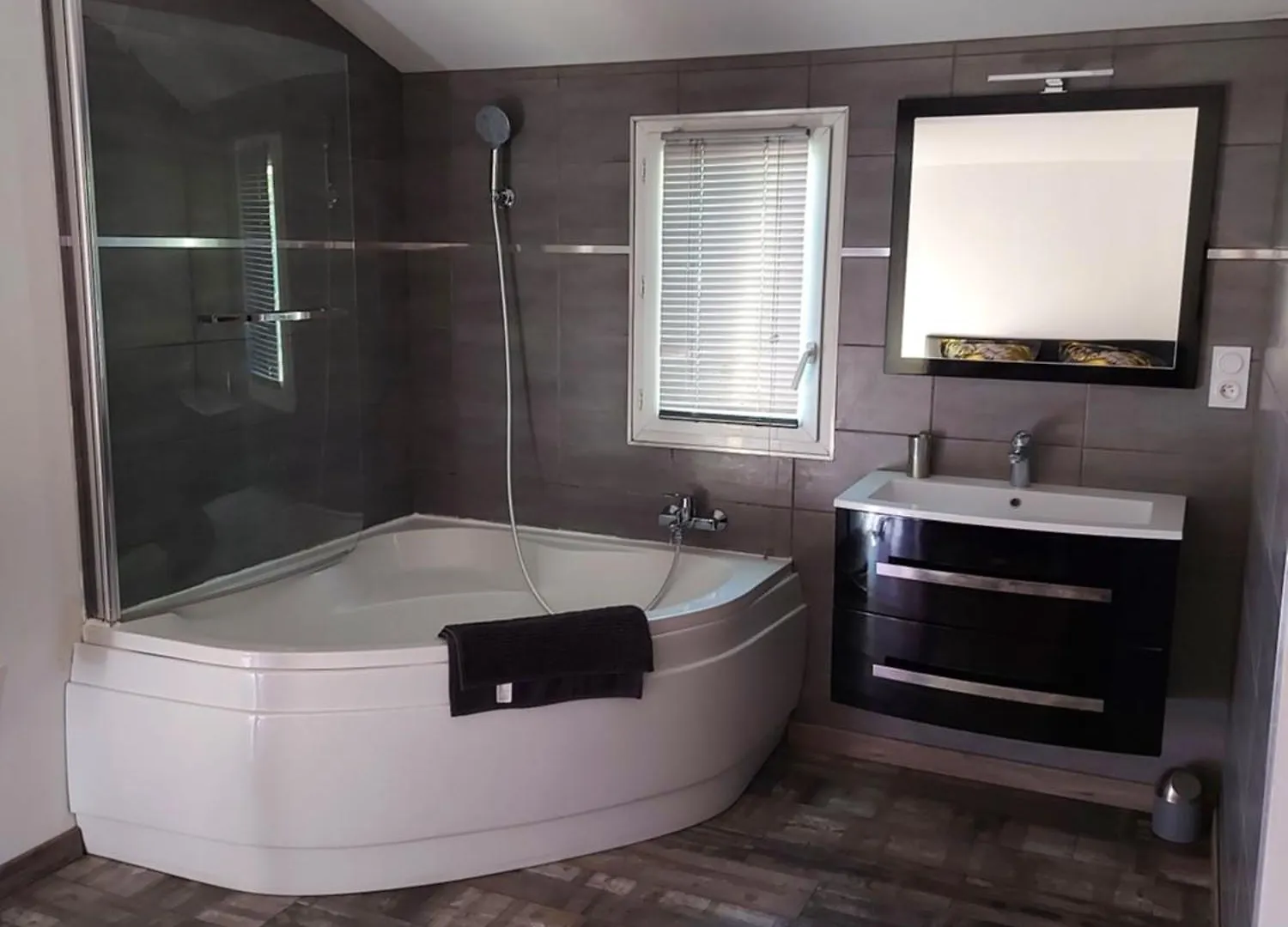 Maison Agreable Pour Vacances En Provence, Ideale Pour 8 Personnes Entrechaux Holiday home